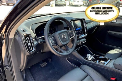 2026 Volvo XC40 B5 Plus