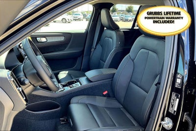 2026 Volvo XC40 B5 Plus