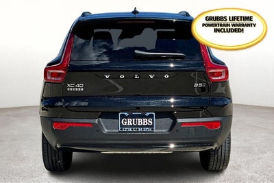 2026 Volvo XC40 B5 Plus