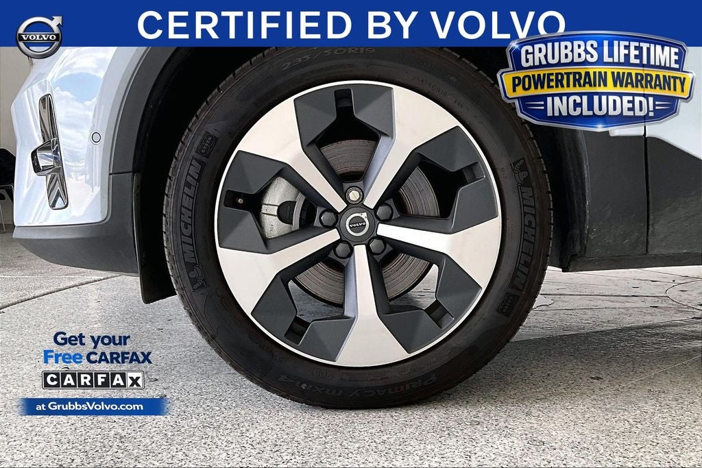 2026 Volvo XC40 B5 Plus