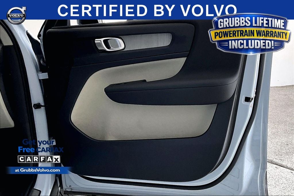 2026 Volvo XC40 B5 Plus