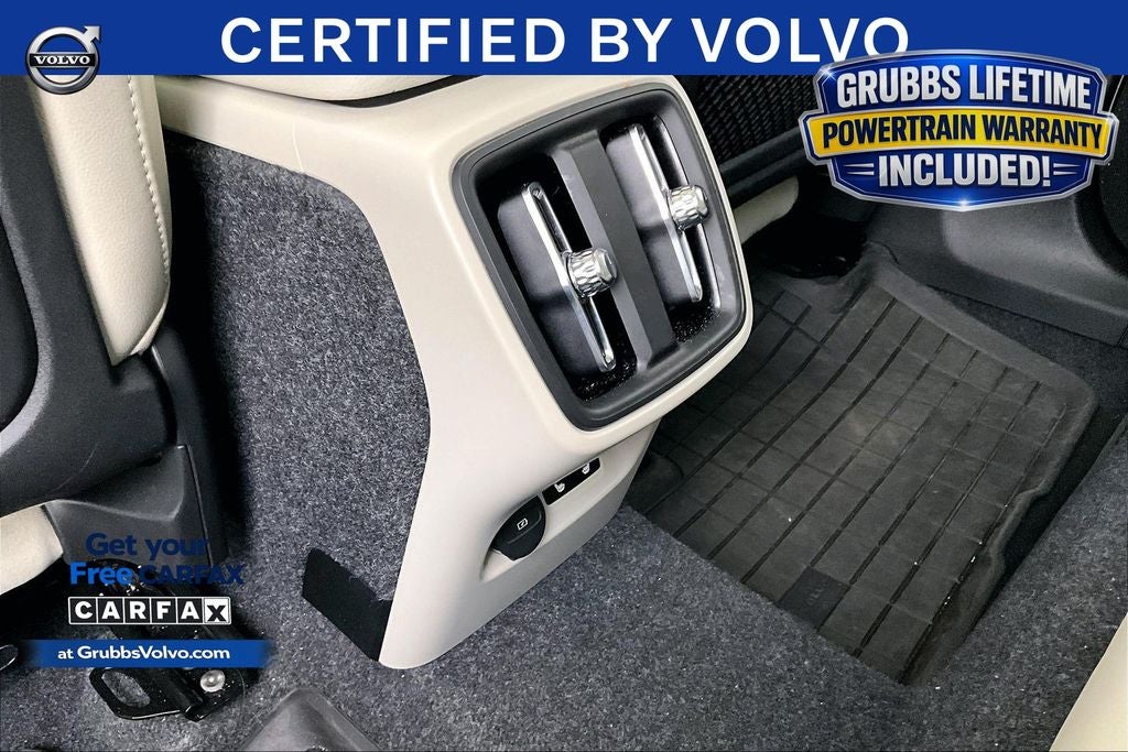2026 Volvo XC40 B5 Plus