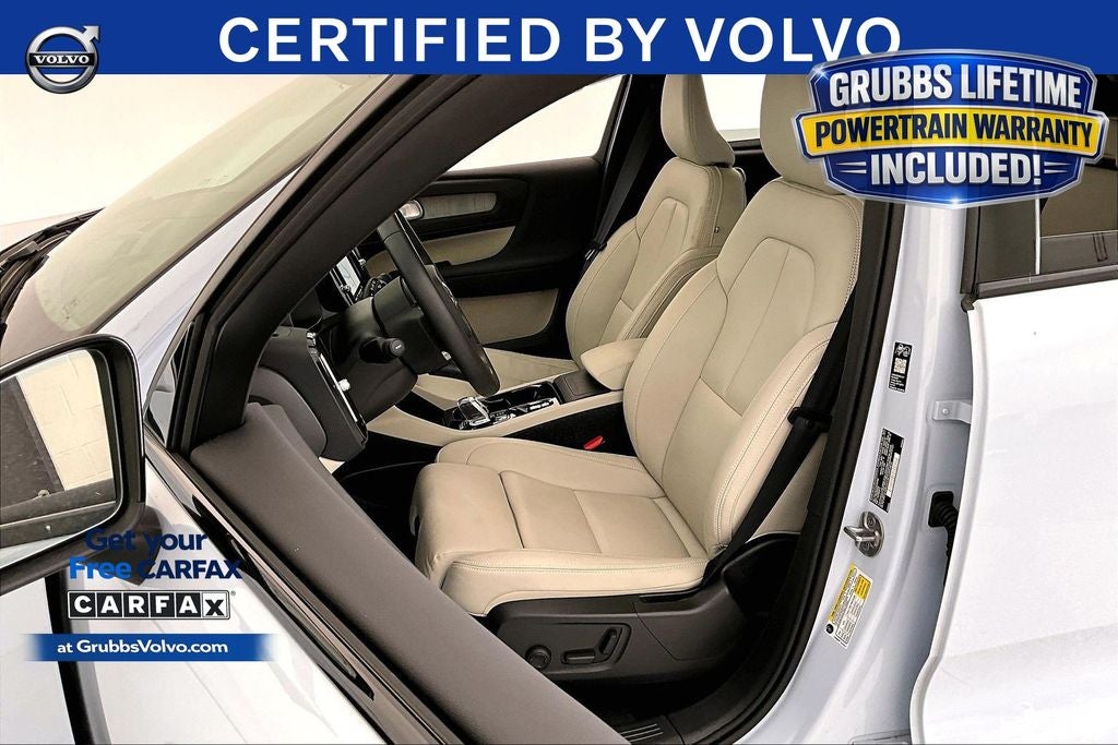 2026 Volvo XC40 B5 Plus