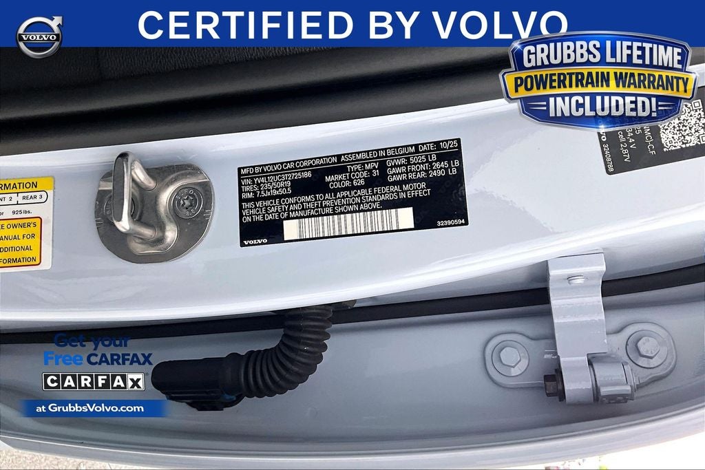 2026 Volvo XC40 B5 Plus