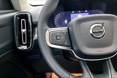 2026 Volvo XC40 B5 Plus