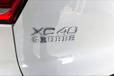 2026 Volvo XC40 B5 Plus