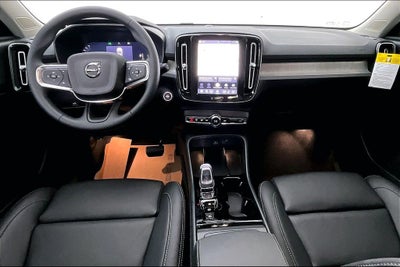 2026 Volvo XC40 B5 Plus