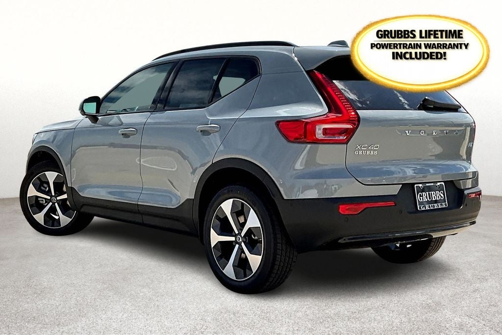 2026 Volvo XC40 B5 Plus