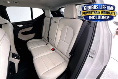 2026 Volvo XC40 B5 Plus
