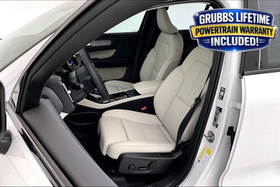 2026 Volvo XC40 B5 Plus