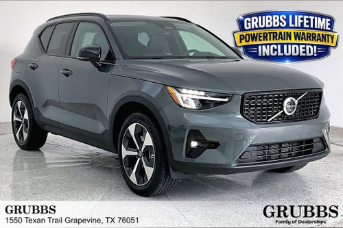 2026 Volvo XC40 B5 Plus