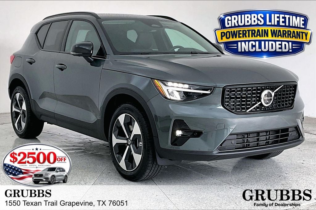 2026 Volvo XC40 B5 Plus