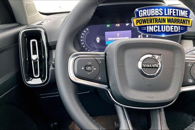 2026 Volvo XC40 B5 Plus