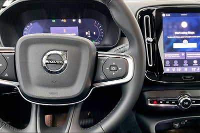 2026 Volvo XC40 B5 Plus
