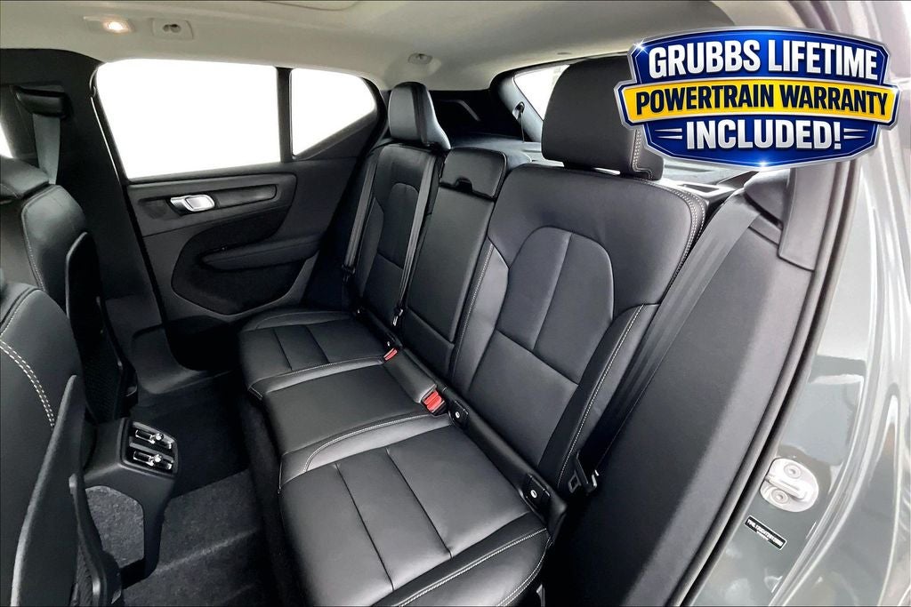2026 Volvo XC40 B5 Plus