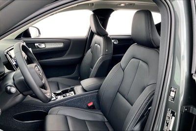 2026 Volvo XC40 B5 Plus