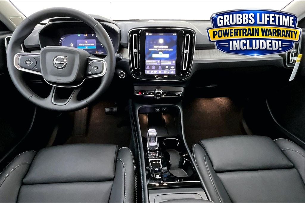 2026 Volvo XC40 B5 Plus
