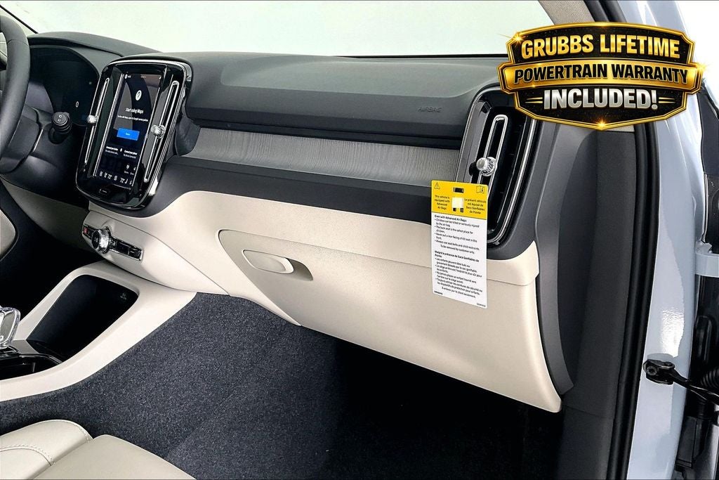 2026 Volvo XC40 B5 Plus