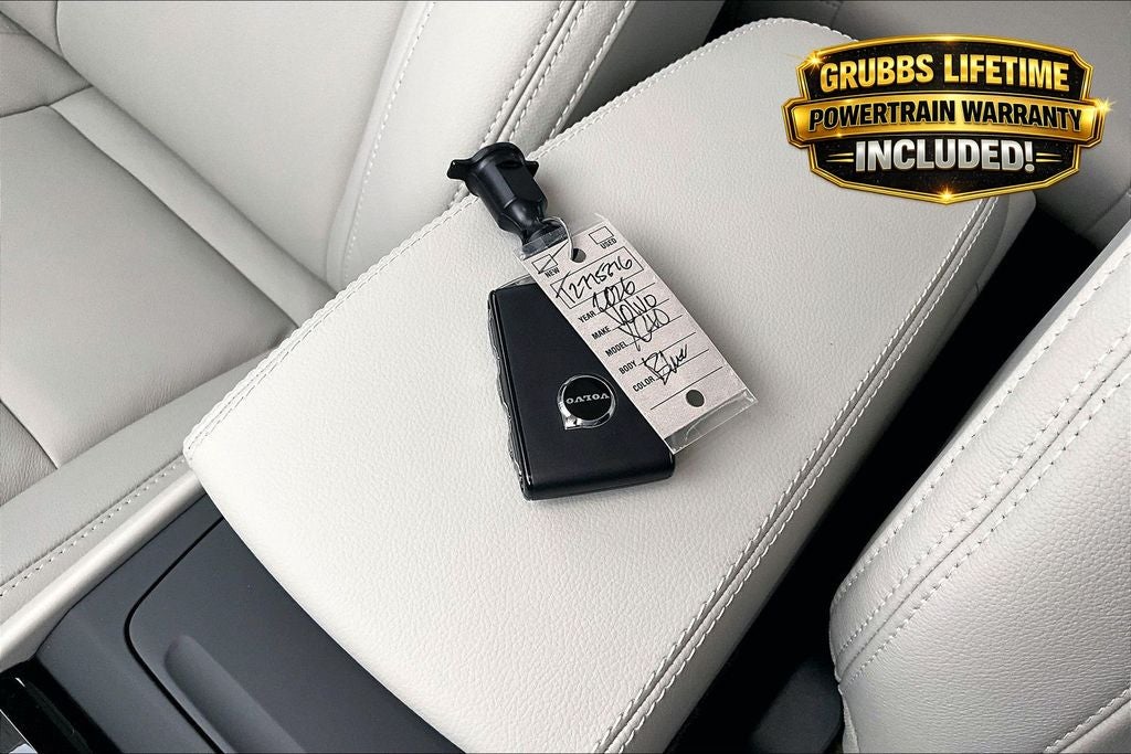 2026 Volvo XC40 B5 Plus