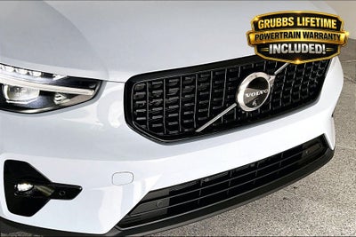 2026 Volvo XC40 B5 Plus