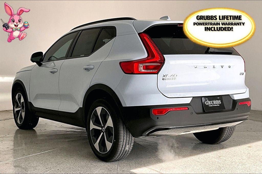 2026 Volvo XC40 B5 Plus