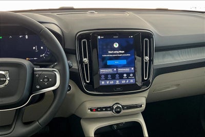 2026 Volvo XC40 B5 Plus