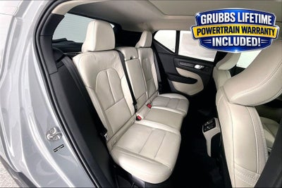 2026 Volvo XC40 B5 Plus