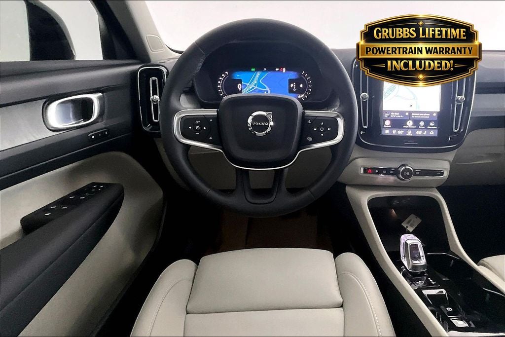 2026 Volvo XC40 B5 Plus