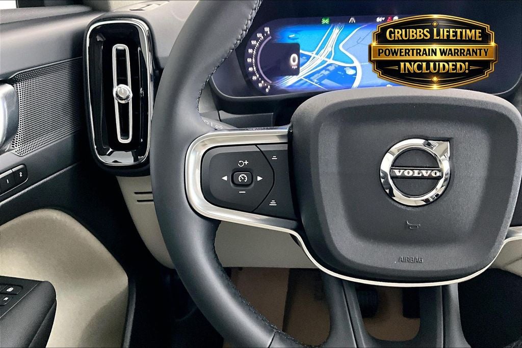 2026 Volvo XC40 B5 Plus