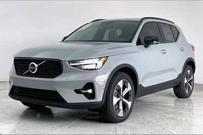 2026 Volvo XC40 B5 Plus