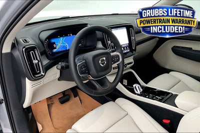 2026 Volvo XC40 B5 Plus