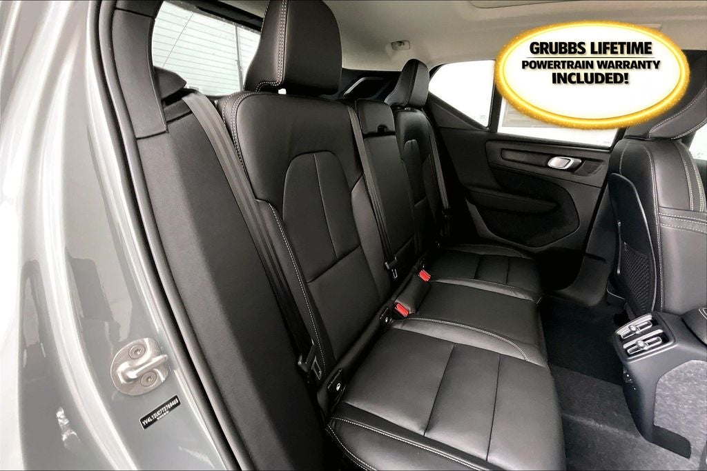 2026 Volvo XC40 B5 Plus