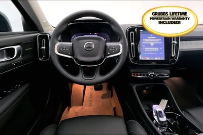 2026 Volvo XC40 B5 Plus