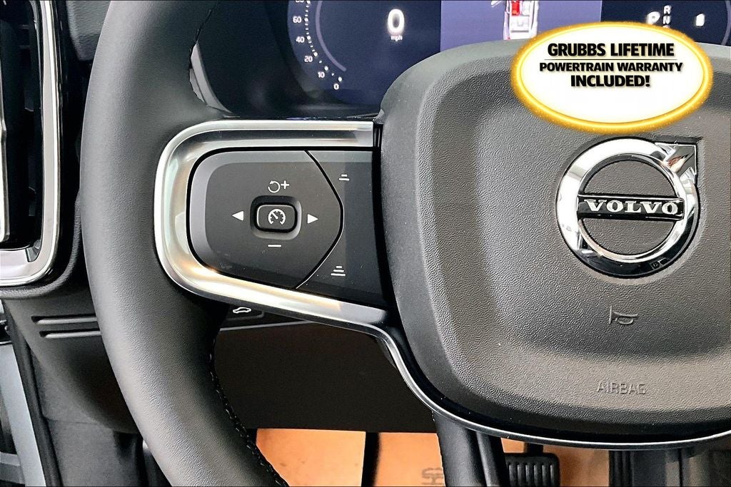 2026 Volvo XC40 B5 Plus