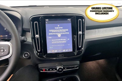 2026 Volvo XC40 B5 Plus