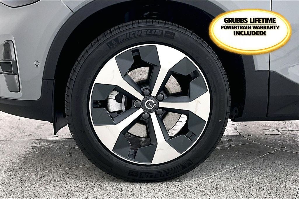 2026 Volvo XC40 B5 Plus