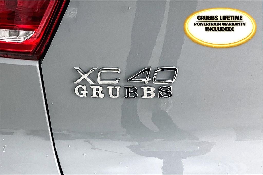 2026 Volvo XC40 B5 Plus