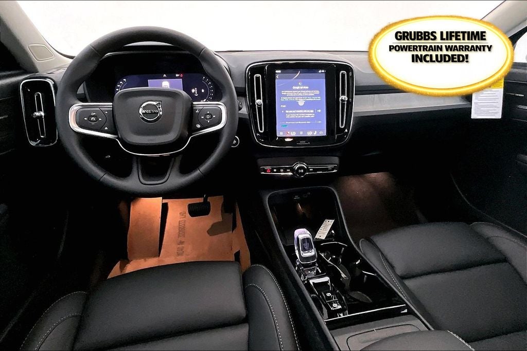 2026 Volvo XC40 B5 Plus