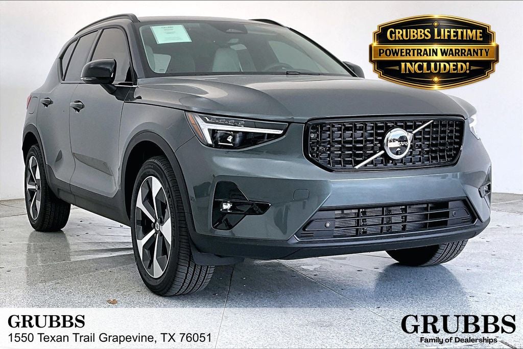 2026 Volvo XC40 B5 Plus