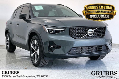2026 Volvo XC40 B5 Plus
