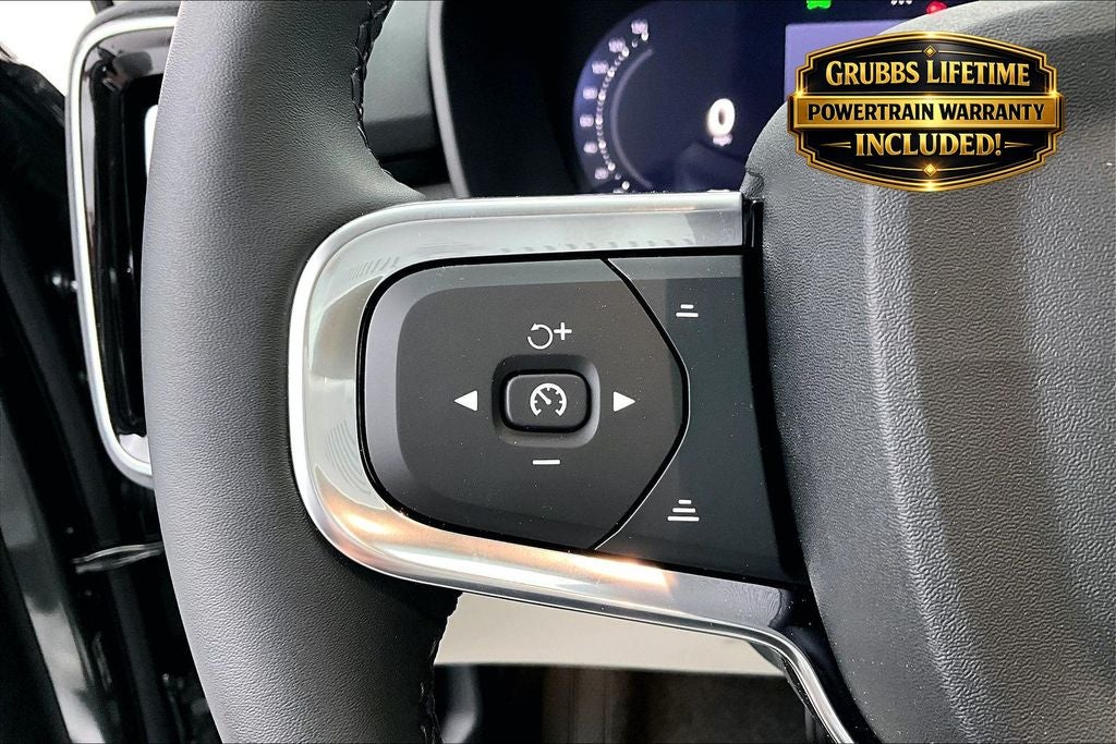 2026 Volvo XC40 B5 Plus