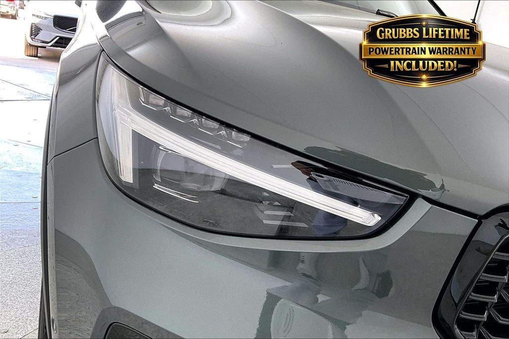 2026 Volvo XC40 B5 Plus