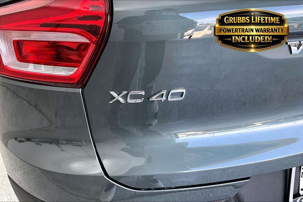 2026 Volvo XC40 B5 Plus