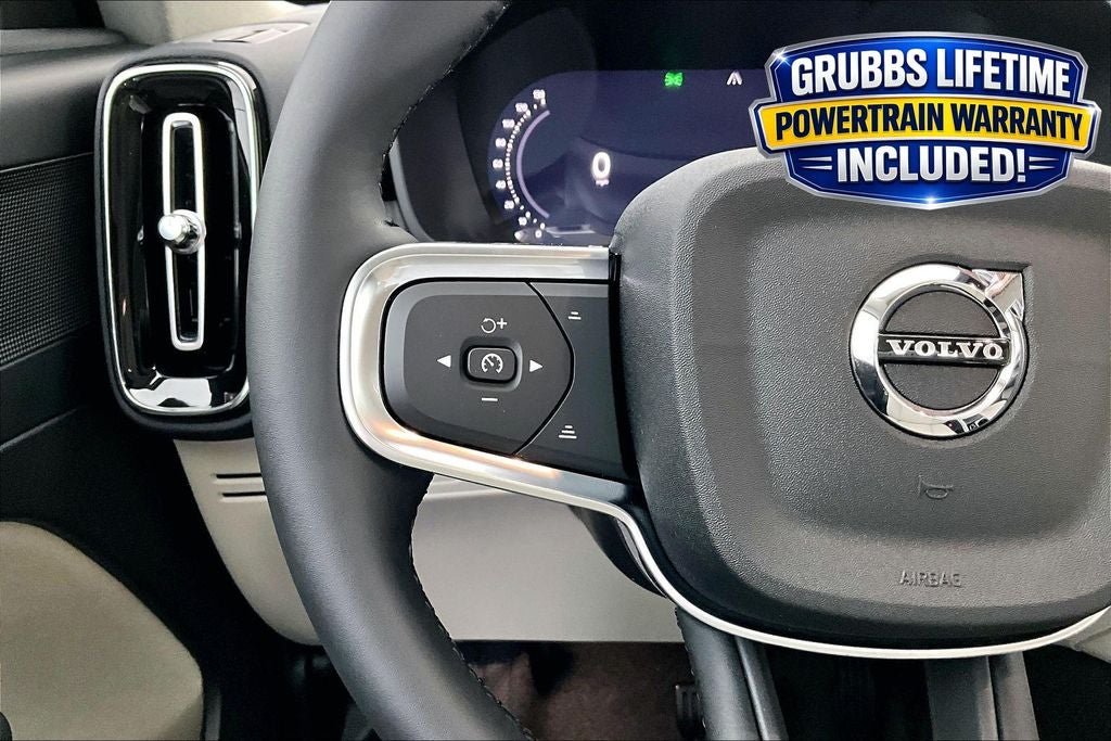 2026 Volvo XC40 B5 Plus