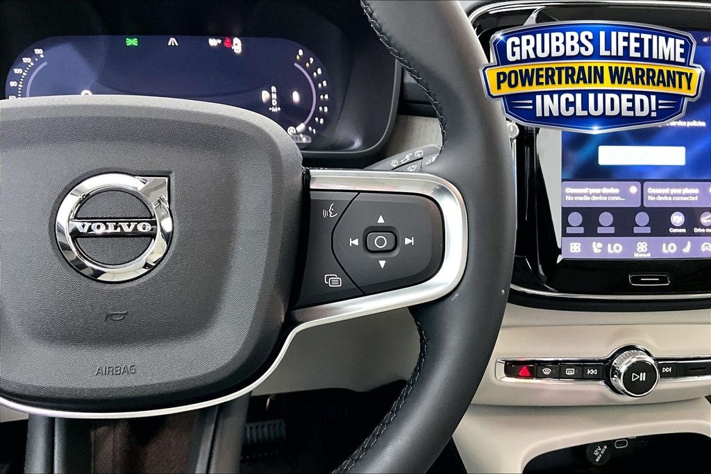 2026 Volvo XC40 B5 Plus