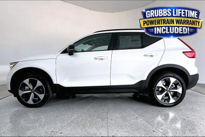 2026 Volvo XC40 B5 Plus