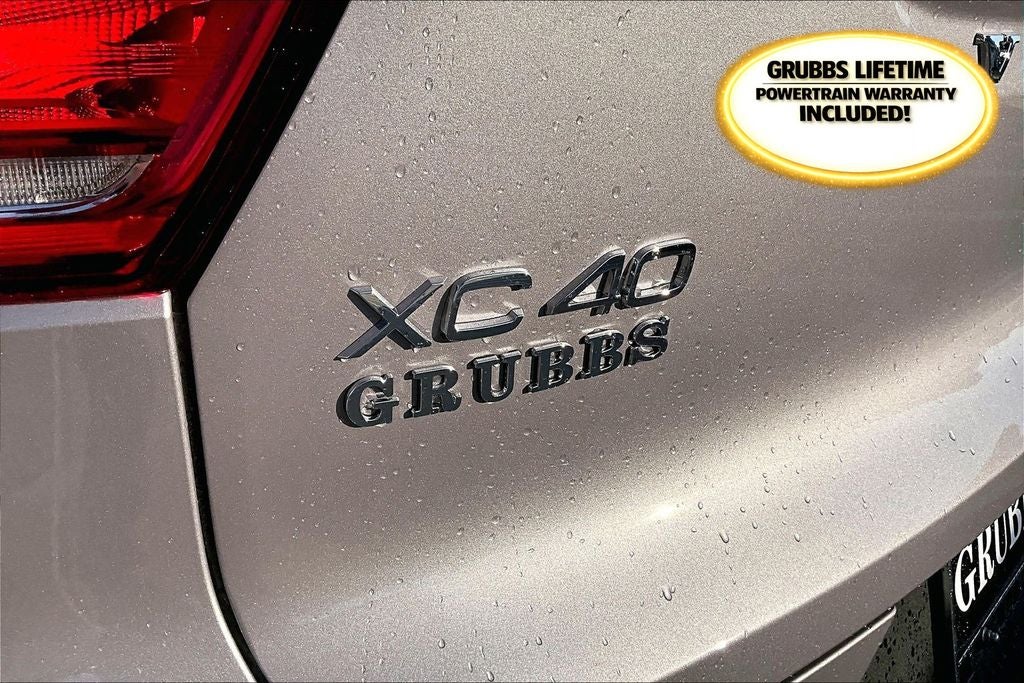 2026 Volvo XC40 B5 Plus