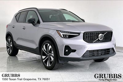 2026 Volvo XC40 B5 Plus