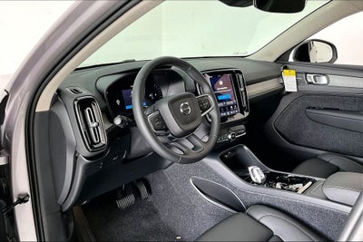 2026 Volvo XC40 B5 Plus