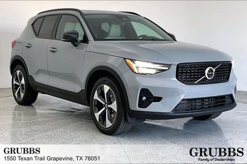 2026 Volvo XC40 B5 Plus